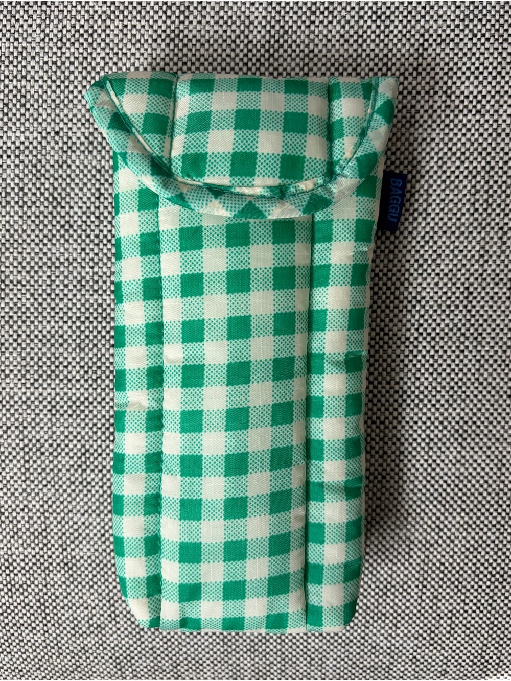 BAGGU Puffy Glasses Sleeve - Green Gingham